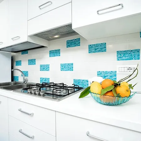 Casa Acqua Marina - Only 6 Steps From The Main Road Apartman Amalfi